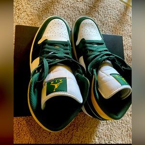Jordan 1’s Sonics Nike